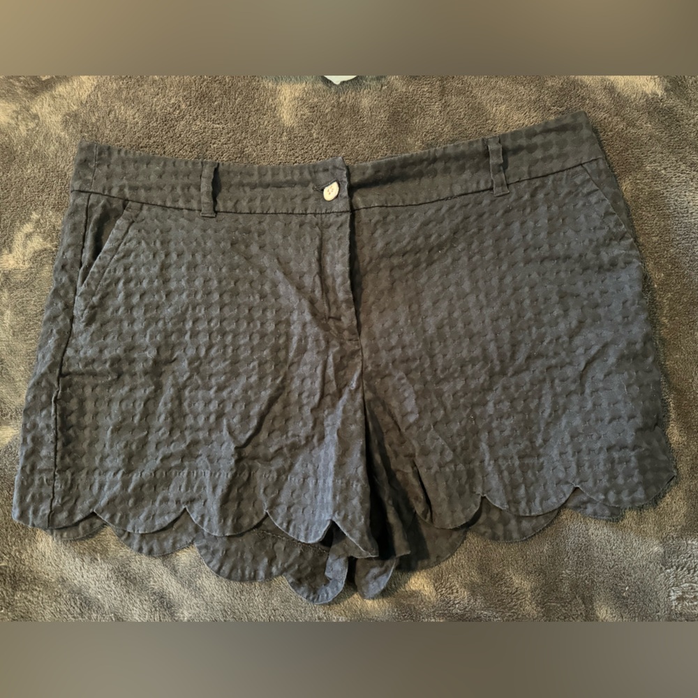 Crown & Ivy Shorts